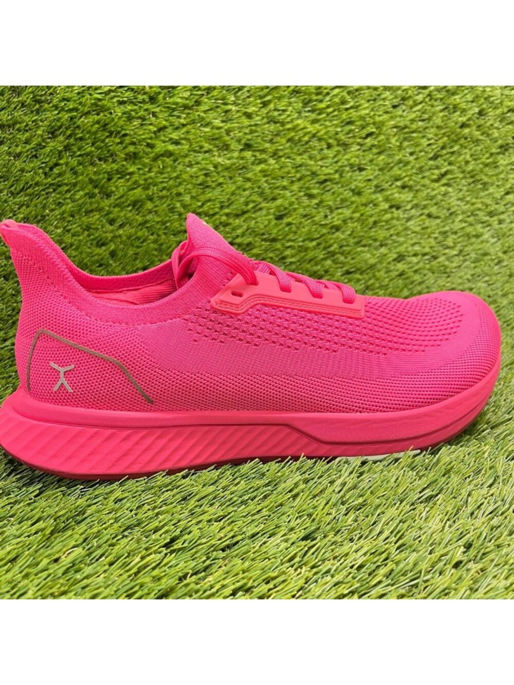 Flux Footwear Adapt Runner Neon Pink Mens Size 10.5 Athletic Knit Shoes Sneakers